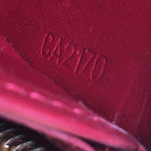 Louis Vuitton Authentic Zippy Wallet Vernis Red Patent Leather with Dust Bag - Picture 11 of 16